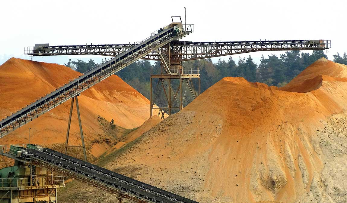 materieprime-oro-argento-gold-petrolio-rame